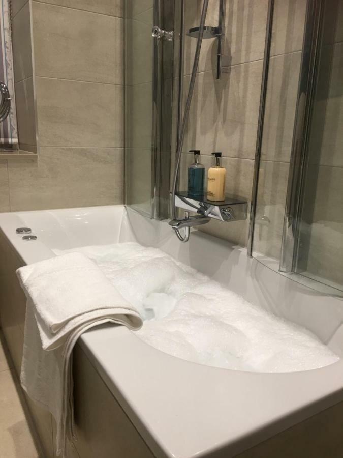 Апартаменты The Jeffrey Street Retreat Эдинбург Экстерьер фото